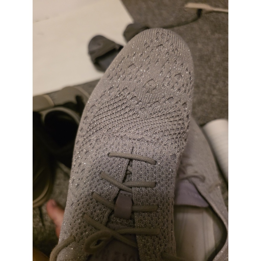 Cole Haan Size 9 1/2  Gray Soft Shoes